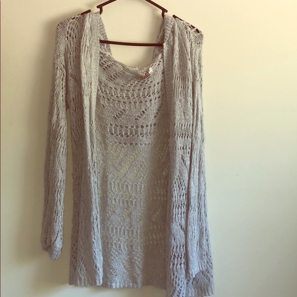 Light grey sweater with hood